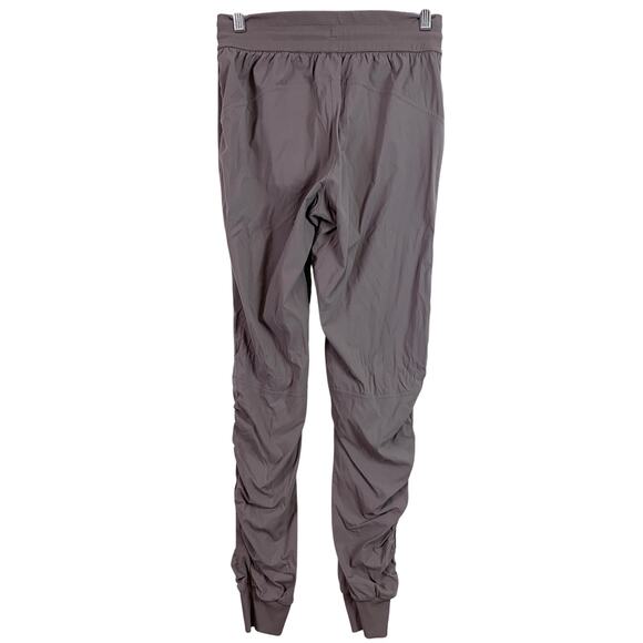 Lululemon Beyond the Studio High Rise Jogger Pant Lunar Rock Size 6 - Picture 5 of 7